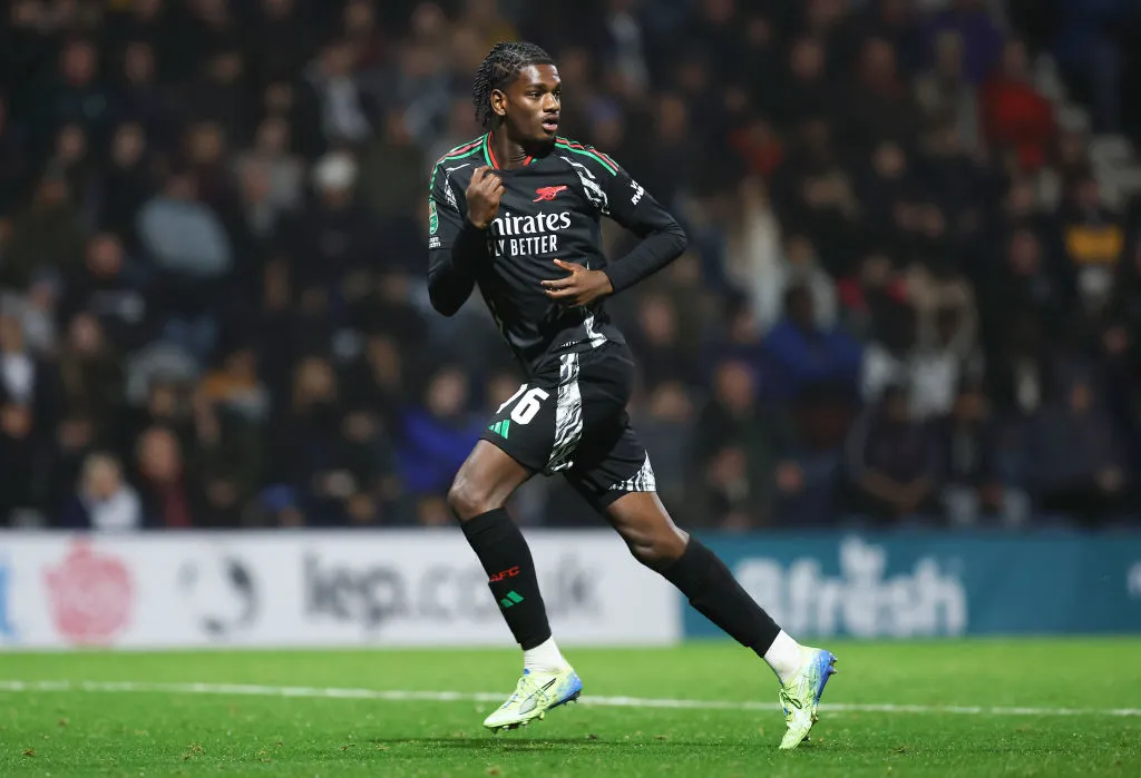 Ayden Heaven es nuevo refuerzo del Manchester United.