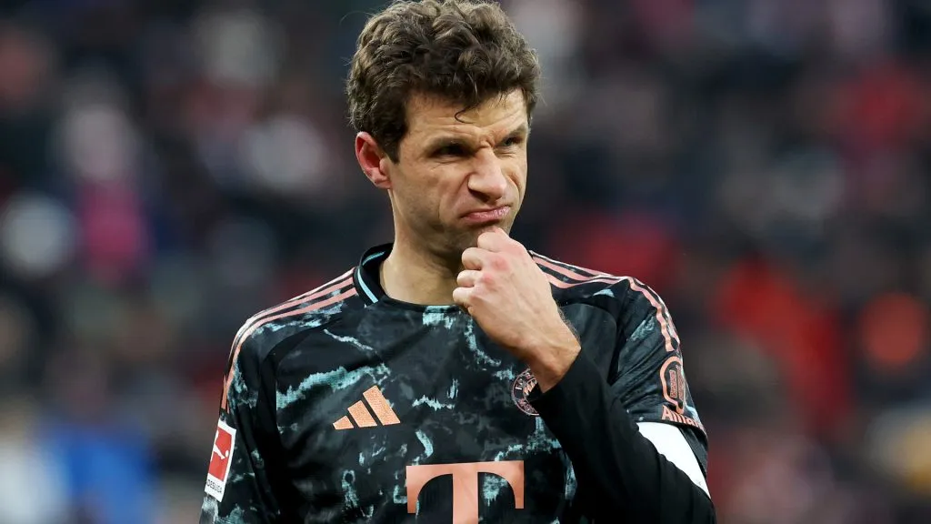 Thomas Müller espera el partido contra Boca.