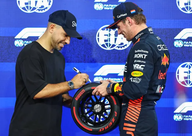 El Kun Agüero se ha mostrado como un amante de la F1 y tendrá su chance en la Fórmula E