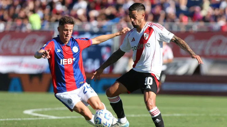 Manuel Lanzini volvió a quedar en deuda.