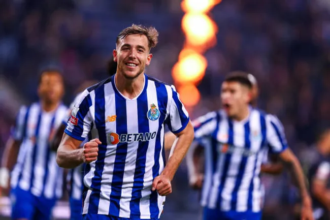 El Porto aprovechó una cláusula y se llevó 57 millones, dejando al Barcelona prácticamente sin nada.