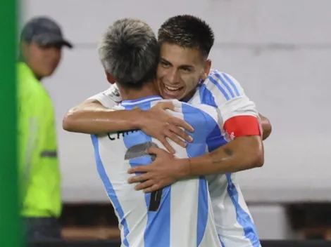 El golazo del Diablito Echeverri para la victoria parcial de Argentina ante Uruguay