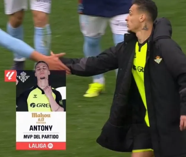 Antony jugó dos partidos y fue figura en ambos en el Betis.