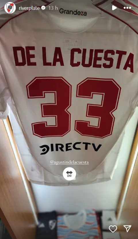 Si bien no fue al banco, la 33 de De La Cuesta estuvo en el vestuario. (Foto: Prensa River).