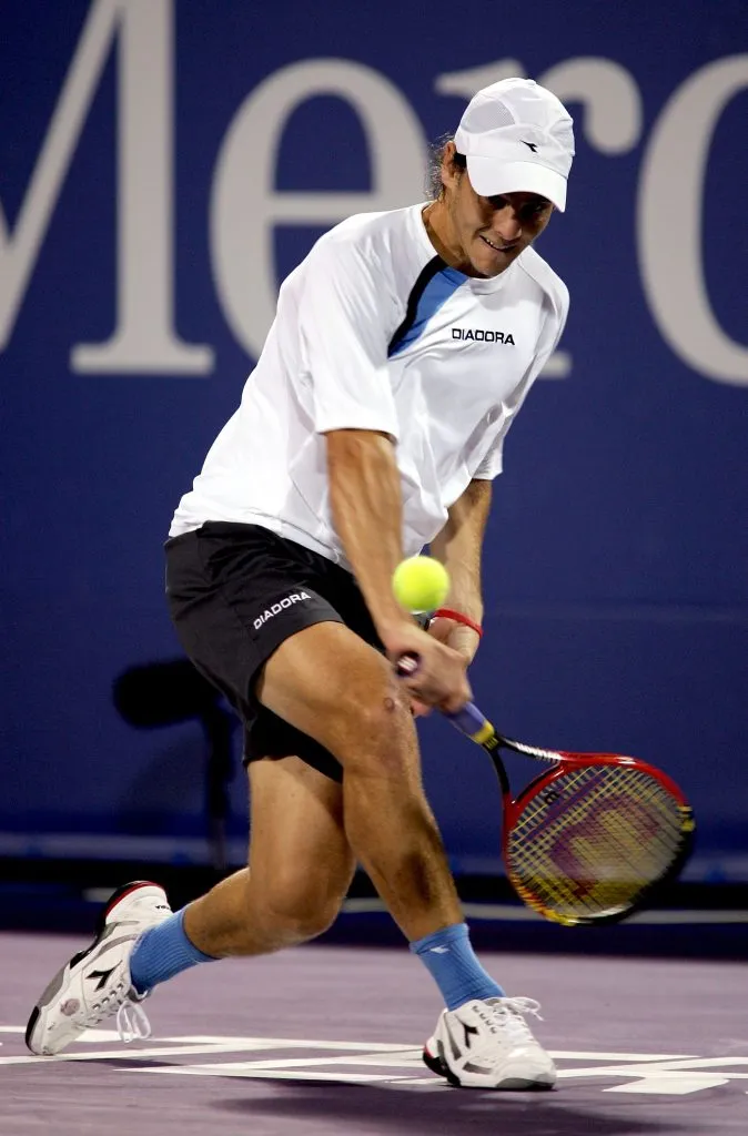 Gastón Gaudio y su memorable revés a una mano. (Foto: Getty).