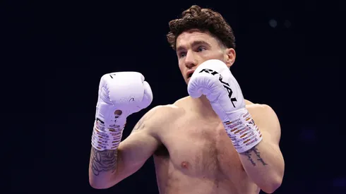 John Cooney defendía su título de campeón superpluma celta.