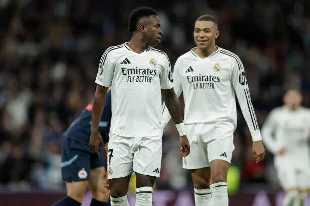 Vinicius Junior y Kylian Mbappé en el Real Madrid. (Photo by Maria Gracia Jimenez/Soccrates/Getty Images)