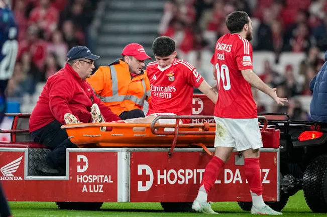 Benfica sufrió dos lesiones de ligamentos en el mismo partido.