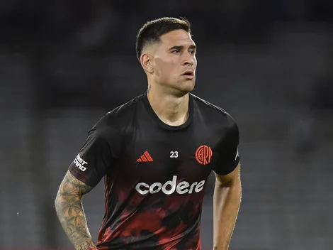 El incómodo presente de Villagra en River mientras se espera por el dinero prometido de Foster Gillett