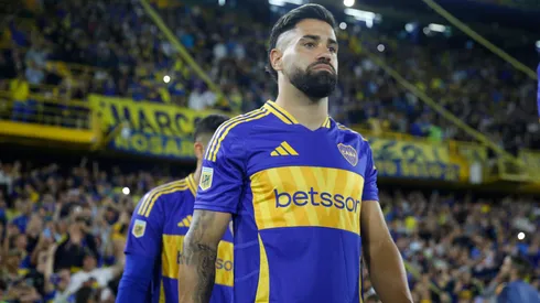 Milton Giménez con la camiseta de Boca.