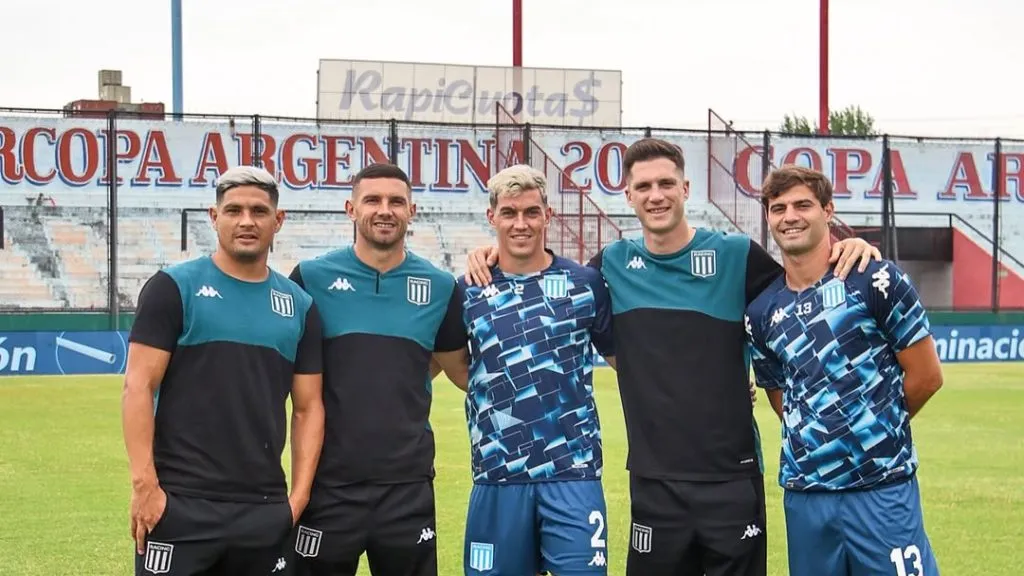 Maxi Salas, Adrián Martínez, Agustín García Basso, Facundo Cambeses y Santiago Sosa. (Foto: Prensa Racing)