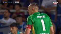 Franco Armani, muy enojado con su compañero.