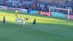 Sebastián Villa falló un penal para Independiente Rivadavia.