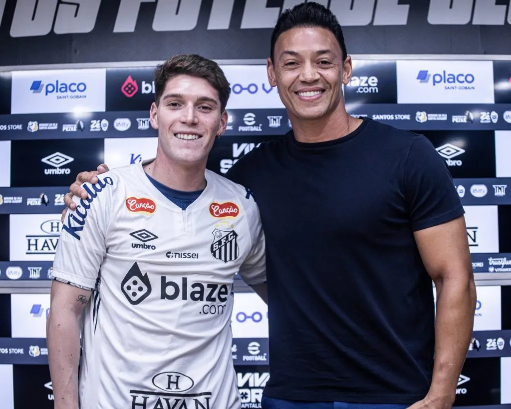 Rollheiser tuvo su presentación oficial en Santos.