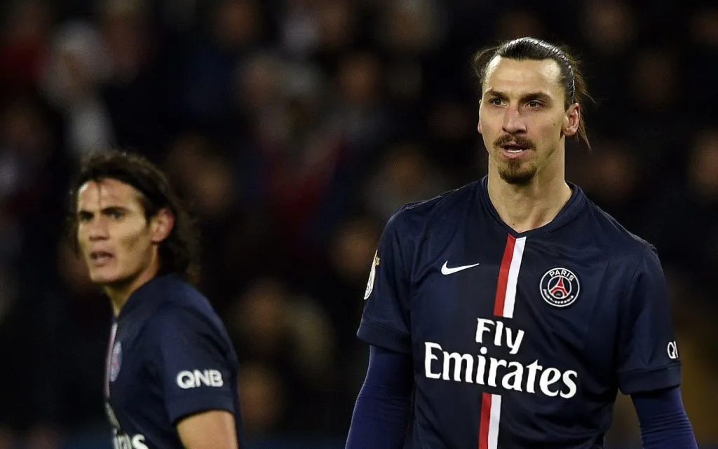 Ibrahimovic “odiaba” a Cavani, aseguró un ex compañero del sueco.