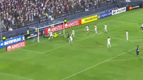 Pablo Ceppelini gritó el primero ante Boca.