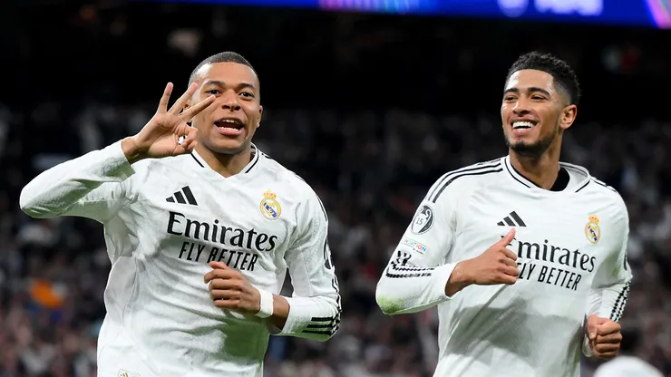 Kylian Mbappé marcó un hat-trick, y a su lado Jude Bellingham, figuras de Real Madrid.