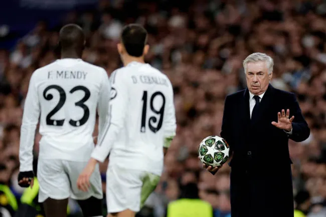 Ancelotti también acalló a sus críticos y superó tácticamente a Guardiola.