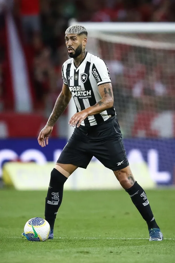 Alexander Barboza podría ser convocado por Uruguay.