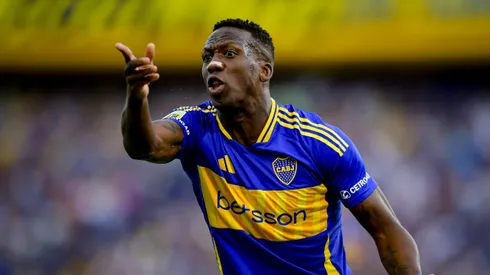 La fuerte autocrítica de Advíncula tras la victoria de Boca: "Esa mufa de mier..."