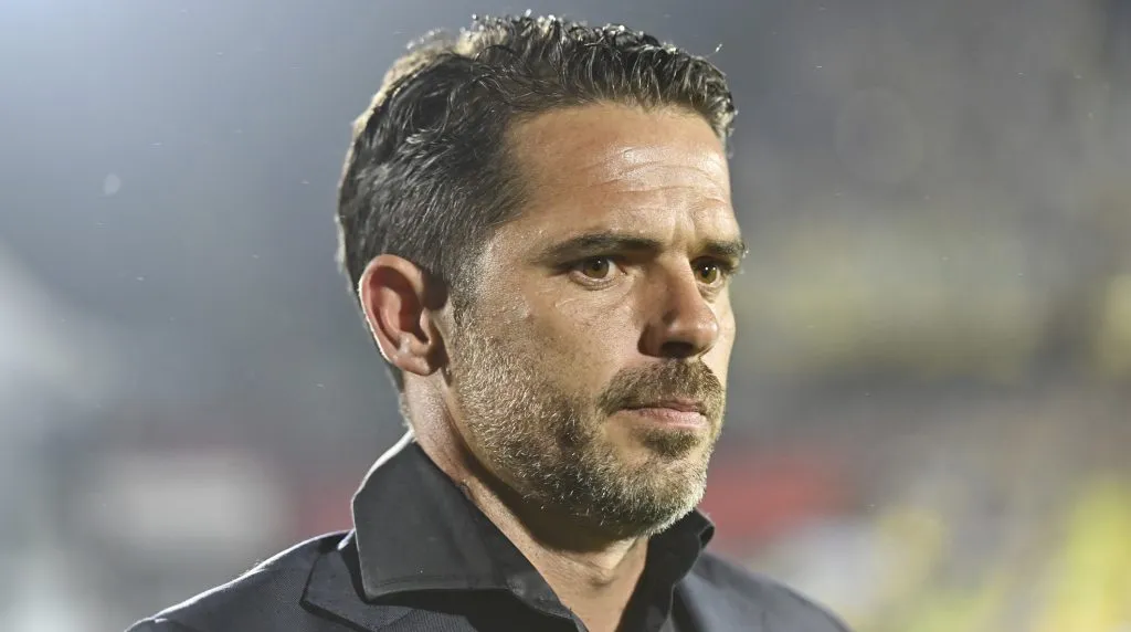 Fernando Gago, en la cuerda floja.