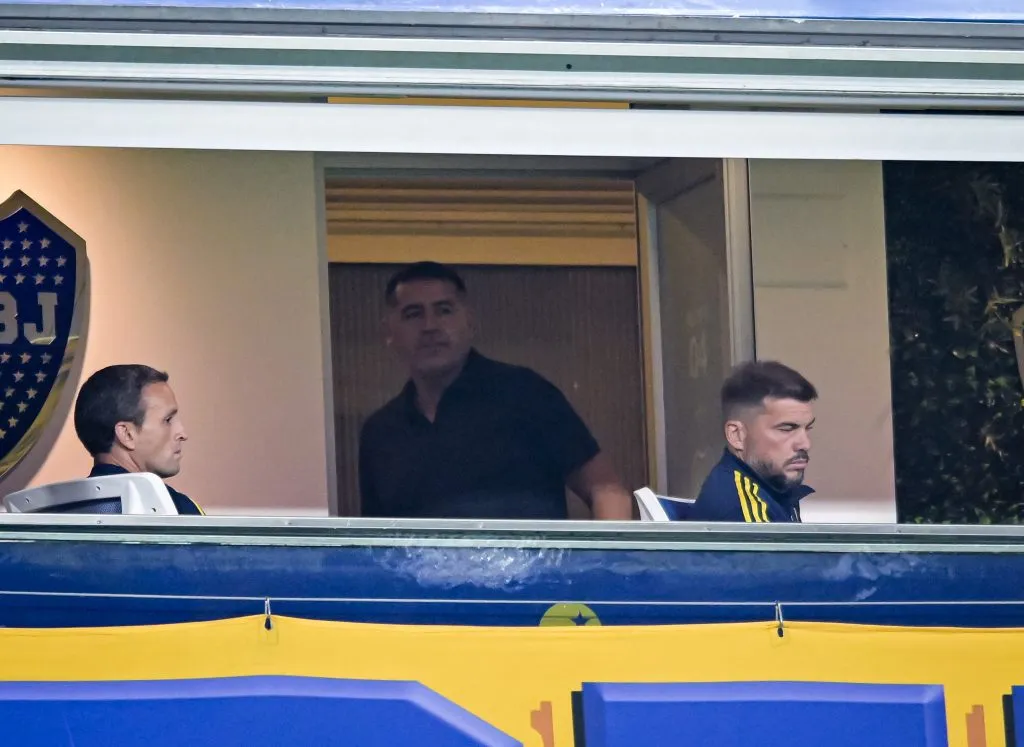 Riquelme sufrió desde su palco la eliminación de Boca a manos de Alianza Lima.