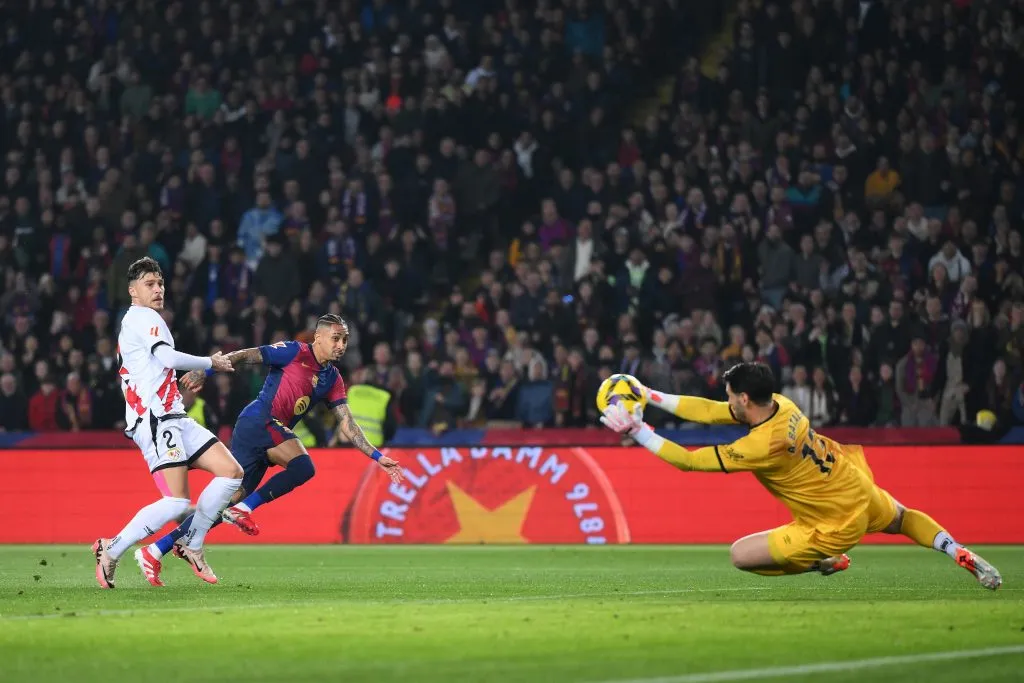 Tapada de Batalla ante Raphinha.