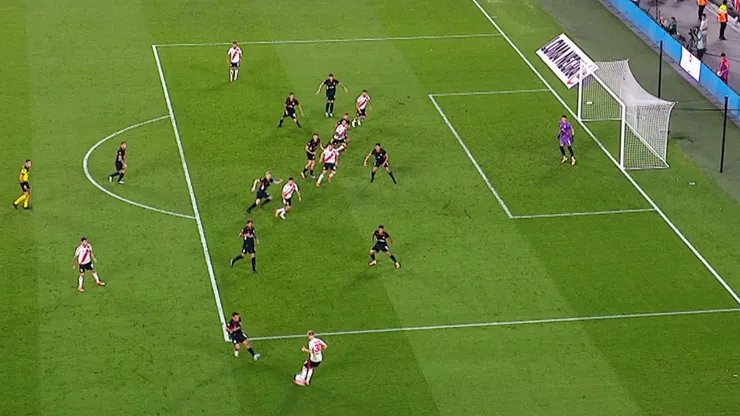 El gol anulado a Paulo Díaz.