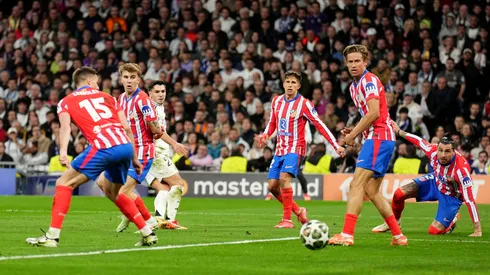 Pese al golazo de Julián Álvarez, Real Madrid venció al Atlético y define con comodidad la serie de octavos de Champions