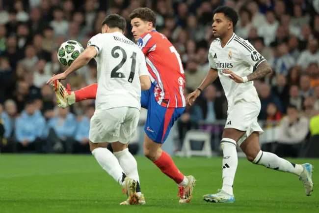 Los derbi entre Atlético y Real Madrid suelen ser muy cerrados y cualquier diferencia puede ser decisiva.