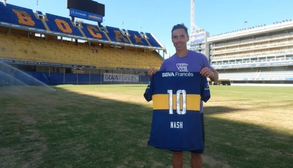 Más de una vez Steve Nash mostró su admiración por el fútbol y los jugadores argentinos.