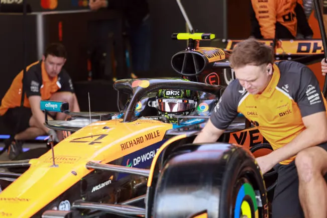 Los McLaren inician con ventaja, aseguró Lando.