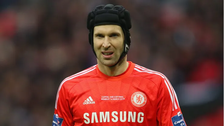 Petr Cech, histórico ex Chelsea y Arsenal.