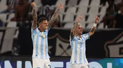 Bruno Zuculini y Gastón Martirena festejan uno de los goles en la final de la Recopa Sudamericana contra Botafogo.