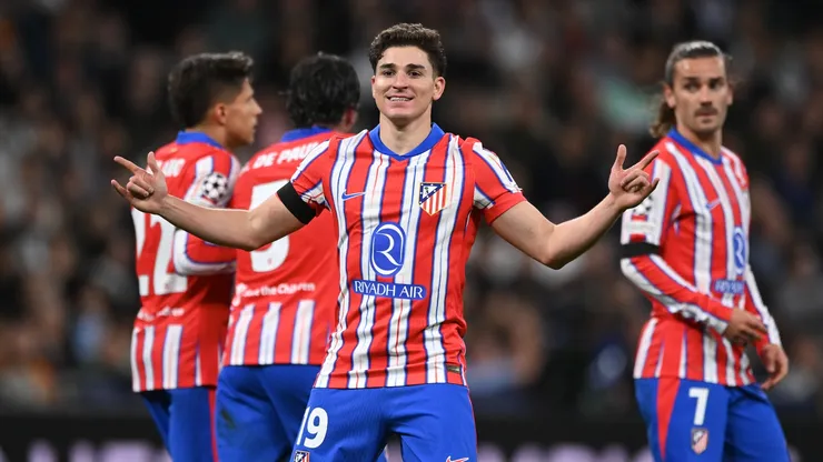El festejo de Julián Álvarez.
