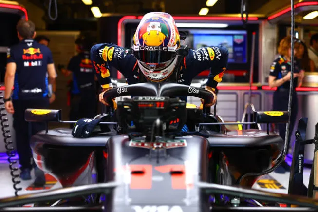 Checo Pérez terminó su contrato antes de tiempo por decisión de Red Bull.