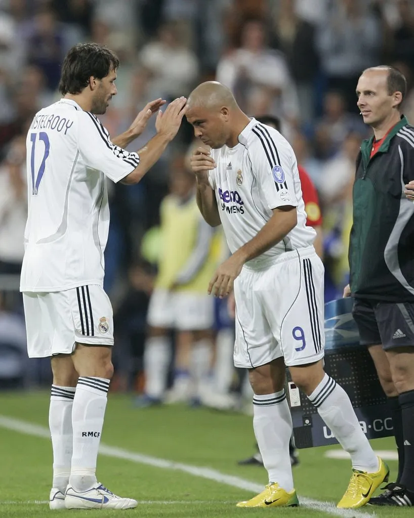 Ruud van Nistelrooy y Ronaldo Nazário en Real Madrid. (Getty Images)