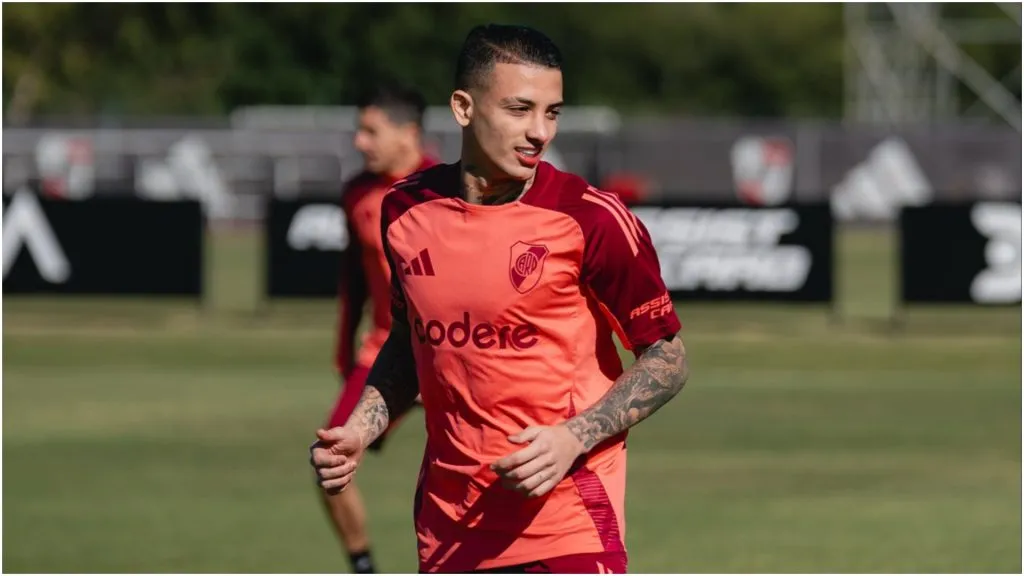 Kevin Castaño todavía no hizo su debut en el Millonario. (Foto: Prensa River).