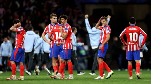 Especialistas dan por sentenciadas las chances del Atlético de Madrid en LaLiga tras la derrota 4 a 2 con el Barcelona.