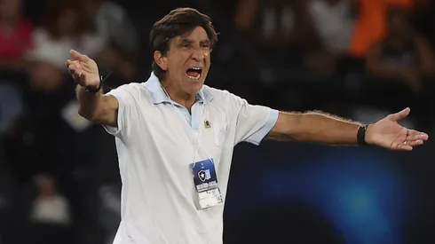 El equipo de Gustavo Costas busca un triunfo vital en busca de la clasificación a la siguiente fase.