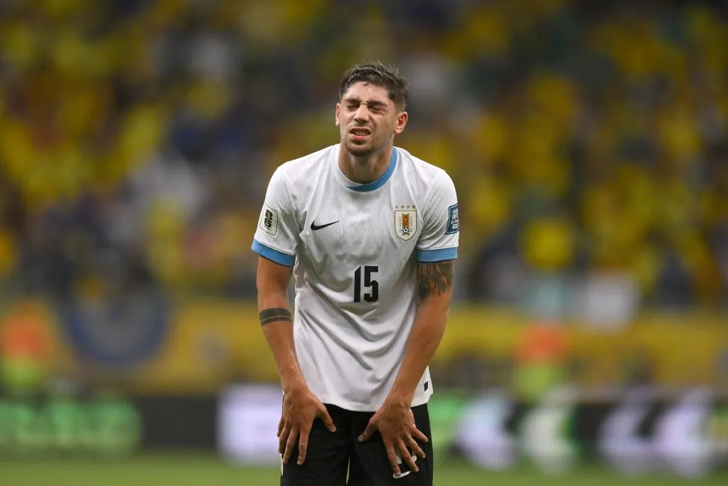 Federico Valverde, una de las figuras de Uruguay condicionado por tarjetas amarillas.