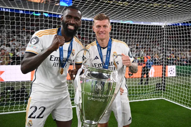 Rüdiger dejó el Chelsea para irse al Madrid y comenzaron los éxitos.