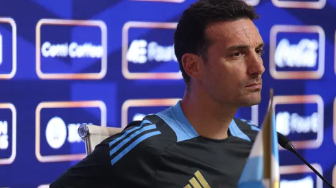 Lionel Scaloni en conferencia de prensa.