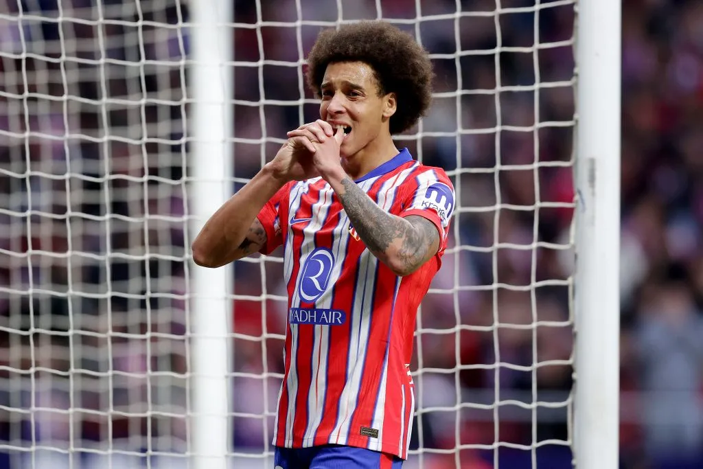 Axel Witsel busca marcharse en junio.