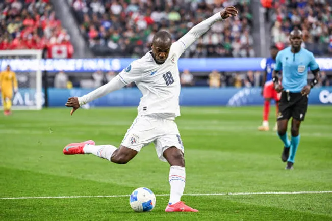 Cecilio Waterman convirtió a los 93 el gol de la clasificación de Panamá a la final de la Nations League.