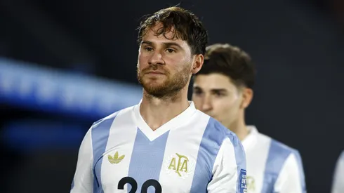 Por qué Argentina jugó sin el parche de campeón del mundo contra Uruguay