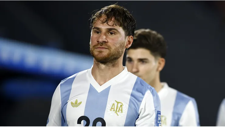 Por qué Argentina jugó sin el parche de campeón del mundo contra Uruguay