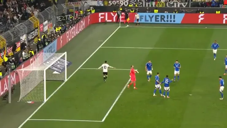 Alemania durmió a Italia en el córner.