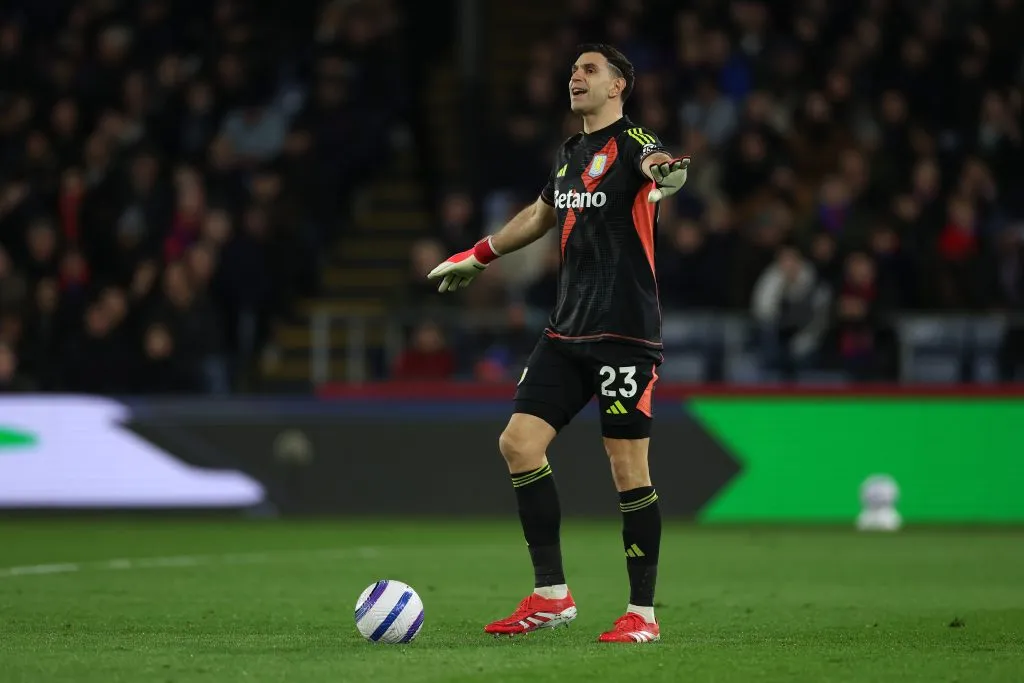 Emiliano Martínez está preparado para una nueva ola de silbidos en Francia.