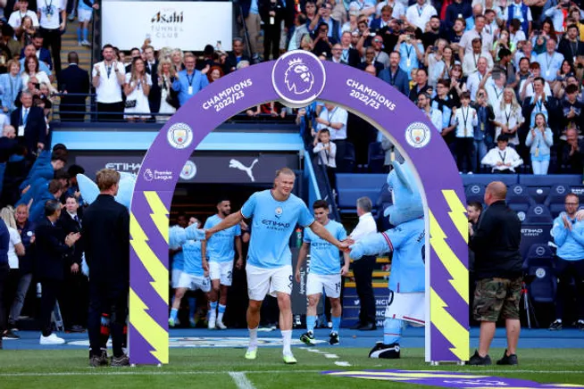 Una investigación interna concluyó en que Haaland no pudo haber lastimado a la mujer.